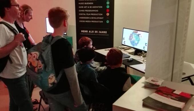 SAE Institute Berlin bei der Langen Nacht der Wissenschaften