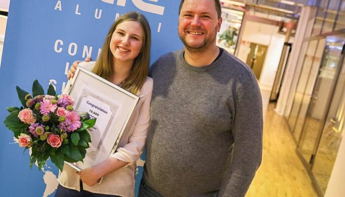 Sharon Sacks und Sebastian Twele (IRCC und Chapter President SAE Institute Hamburg)